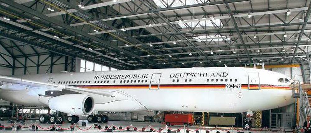 Air Force One. Für Kanzlerin und Bundespräsident steht die Maschine vom Typ Airbus A340 künftig zur Verfügung. 