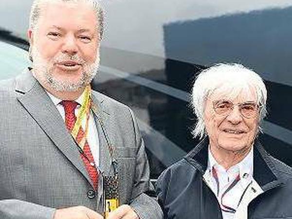 Kurt Beck und Bernie Ecclestone sind sehr daran interessiert, dass auch künftig Formel-1-Rennen in der Eifel stattfinden.