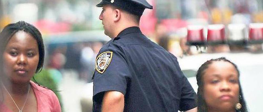 Diskriminierung verboten. Polizisten dürfen in New York nicht mehr so hart durchgreifen. 
