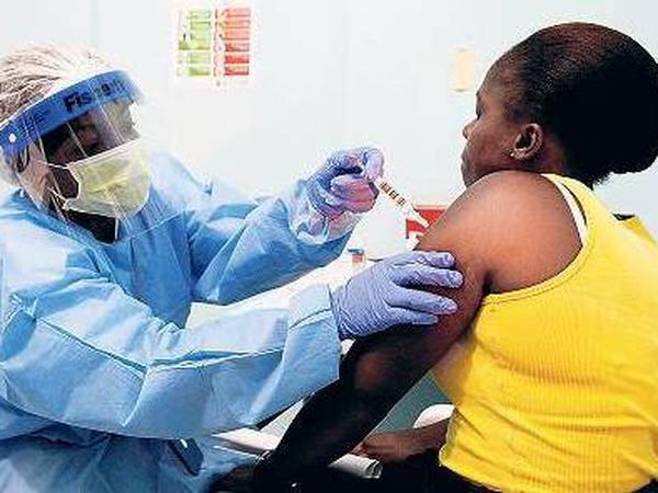 Im Kampf gegen die Seuche gibt es in den betroffenen Ländern erste Erfolge. 