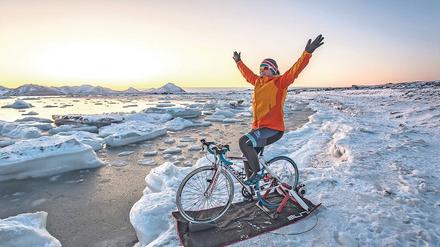 Durchatmen. Forscherin Joanna Perchaluk nutzt ihre Zeit auf Spitzbergen auch als Vorbereitung für Triathlon-Wettkämpfe. 
