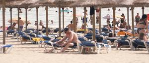  Ferien mit Hindernissen. Viele Urlauber wurden auf der Baleareninsel von der Nachricht überrascht, dass die Bundesregierung Spanien zum Hochinzidenzgebiet hochstuft. 