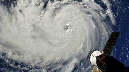 Dieses von der NASA zur Verfügung gestellte Bild zeigt den Hurrikan «Florence», als er sich auf die US-Ostküste bewegt.