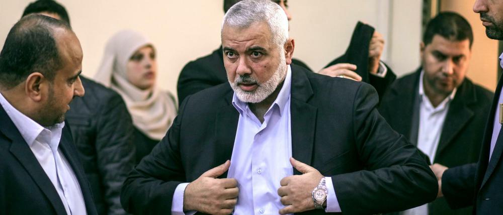 Ismail Hanija, Chef der radikalislamischen Hamas, hier auf einem Foto vor einer Pressekonferenz am 23. Januar in in Gaza. 