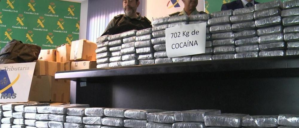 5,8 Tonnen Kokain, der größte Kokainfund der letzten 18 Jahre, wurde im Dezember in Spanien präsentiert.