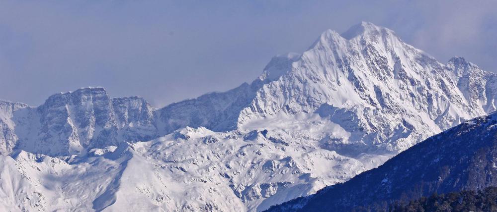 Blick auf das Himalaya-Gebirge mit dem Nanda Devi.