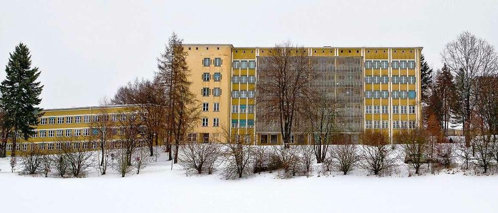 Blick auf die Klinik für Psychiatrie, Psychotherapie und Psychosomatik auf dem Gelände des Bezirkskrankenhaus Bayreuth (Bayern). Seit 2006 sitzt der Nürnberger Gustl Mollath in der Psychiatrie.