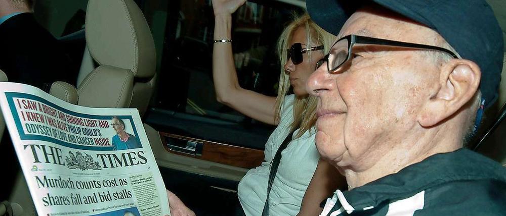 Der australische Medienmogul Rupert Murdoch erwägt laut einem Zeitungsbericht sein britisches Zeitungsimperium zu verkaufen. Dazu zählt auch die "Times".