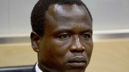 Dominic Ongwen, ein Kommandant der berüchtigten ugandischen Rebellenorganisation LRA, erstmals am Internationalen Strafgerichtshof.