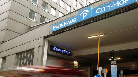 Das schlechteste Parkhaus in Deutschland ist laut ADAC "City-Hof" in Hamburg.
