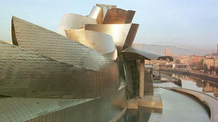 Außergewöhnliche Architektur. Das Guggenheim-Museum in Bilbao.