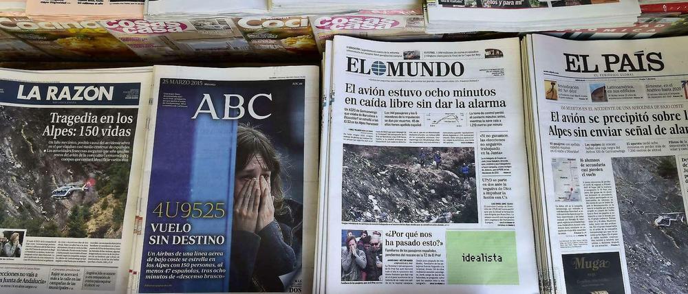 Weltweit berichten Tageszeitungen über das Unglück.