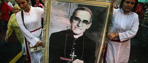 1980 wurde er erschossen - an diesem Samstag seliggesprochen: Erzbischof Oscar Romero.