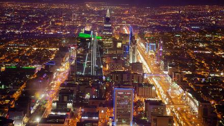 Ein Blick auf Riad: Das erzkonservative Königreich Saudi-Arabien hat Regelungen für Hotelübernachtungen geändert.