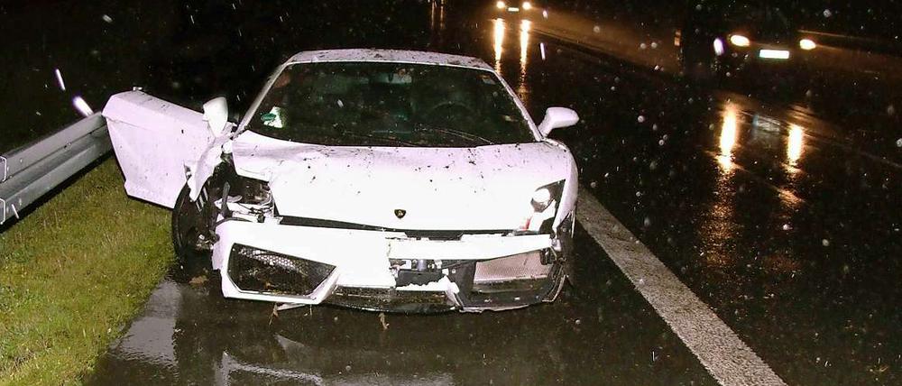 Der Lamborghini von Rainer Schaller war nach dem Unfall nicht mehr "fahrbereit".