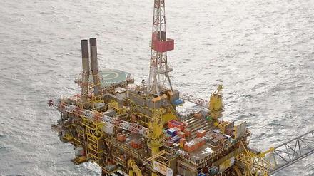 Auf einer Ölplattform des Konzerns Shell vor der schottischen Küste ist ein Leck entdeckt worden. Rund 200 Tonnen sollen bislang ins Meer geflossen sein - jetzt wurde ein zweites Leck entdeckt.