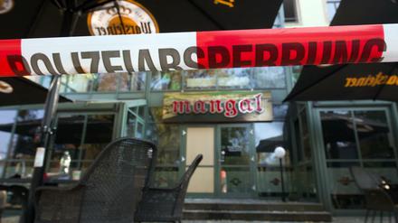 Polizeiabsperrung vor dem attackierten türkischen Restaurant in Chemnitz