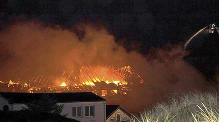 Mehrere Brände hielten die Feuerwehr auf der Nordseeinsel Sylt in Atem.