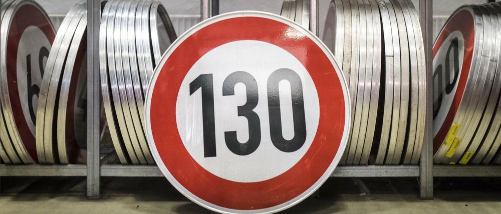 Tempo 130 ist eines der umstrittensten Themen der Verkehrspolitik.