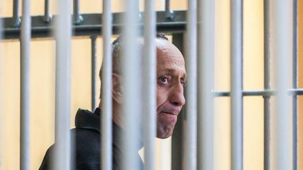Der Polizist Michail Popkow ist wegen dutzender Morde zu lebenslanger Haft verurteilt worden.