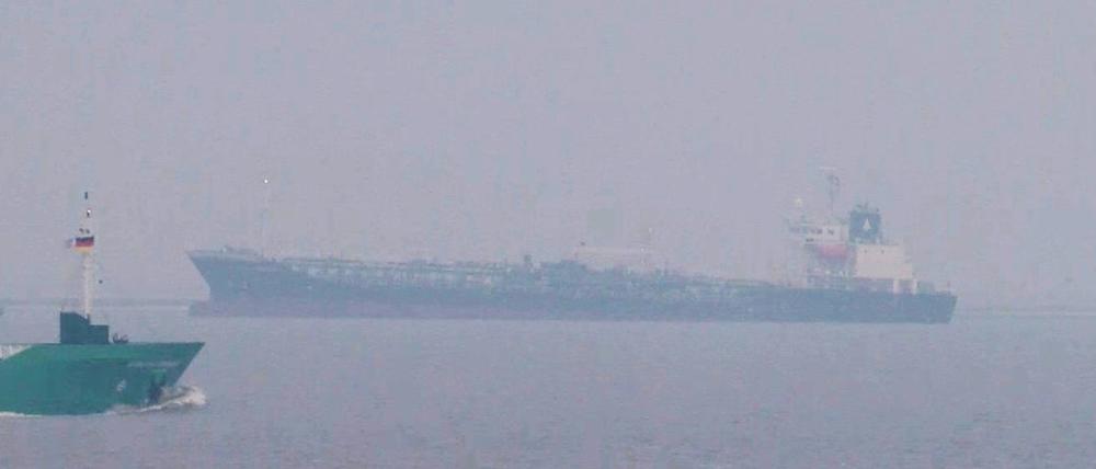 Ein mit 9000 Tonnen Gefahrgut beladener Tanker ist in der Nacht zum 21.01.2019 in der Elbe vor Cuxhaven auf Grund gelaufen.