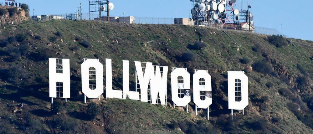 Aus "Hollywood" mach "Hollyweed". Unbekannte haben den weltberühmten Schriftzug verändert.
