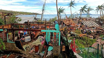 Die Verwüstung nach dem Taifun "Rai" ist in den einzelnen Städten verheerend. 