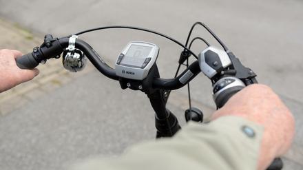 Pedelec lautet der Fachbegriff für die gängigen E-Bikes mit 25 km/h Höchstgeschwindigkeit. 