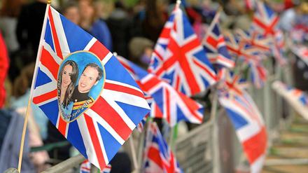 Und noch mehr Flaggen. Die Briten sind stolz auf ihre "Royals".