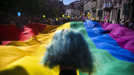 Die LGBTIQ-Community dürfe sich nicht spalten lassen, so der Aufruf von Ilona Bubeck.