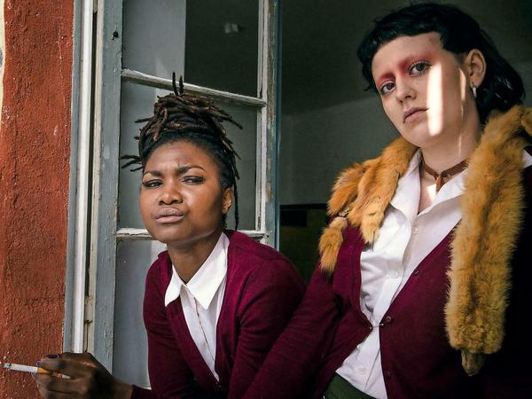 Victoire Laly und Serenity Rosa in "The Misandrists" von Bruce LaBruce.