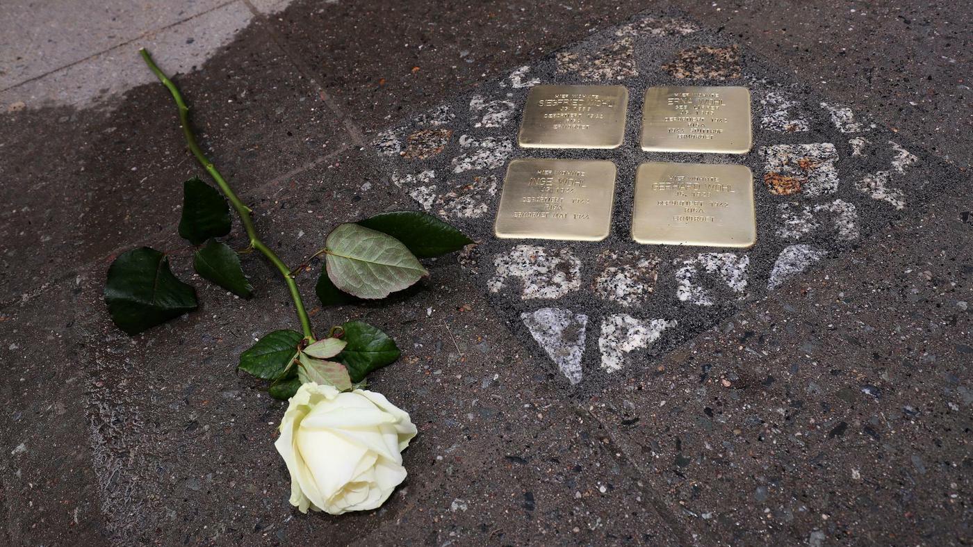Gegen das Vergessen Neue Stolpersteine in BerlinSchöneweide