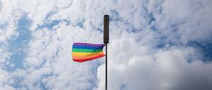 Die Regenbogenfahne gilt als Zeichen für Toleranz und Akzeptanz.