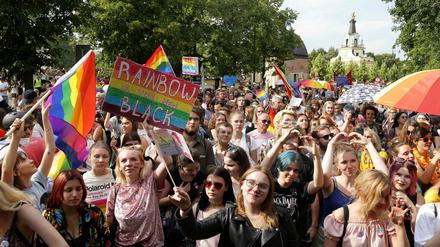 Rund 800 Menschen demonstrierten in Bialystok für die Rechte von Homosexuellen.