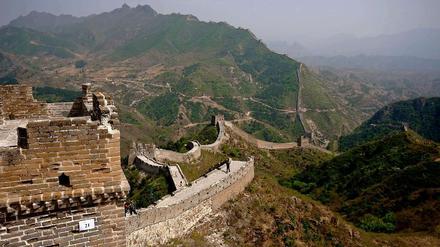6.000 Kilometer Mauer sollten das Chinesiche Kaiserreich vor Normaden Völkern beschützen.