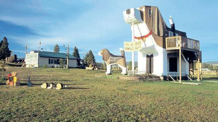 Wow – Bleibe für Hund und Herrchen. Das Dog Bark Park empfängt seine Gäste in Cottonwood, Idaho. Foto: imago