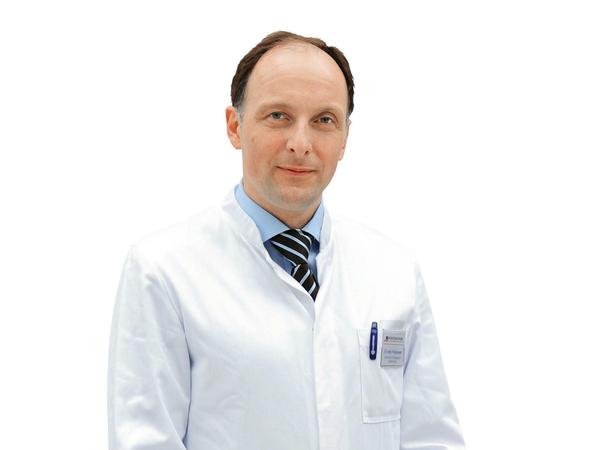 Dr. med. Andreas Pingsmann, Facharzt für Orthopädie und Unfallchirurgie an der Havelklinik in der Gatower Straße 191 in Berlin-Spandau. 