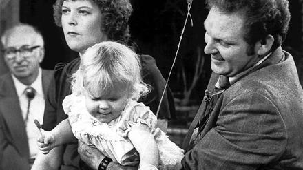 Wie alles begann: Louise Brown (hier mit ihren Eltern 1979, ein Jahr nach ihrer Geburt) war das erste "Retortenbaby".