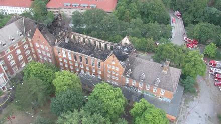 Der Dachstuhl des Alten Landtags in Potsdam ist stark beschädigt.
