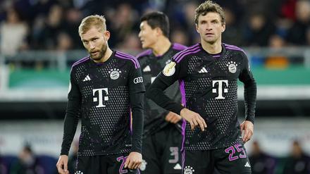 Fußball-Nationalspieler Thomas Müller kritisierte nach der Pokal-Pleite seine Mitspieler für das Verhalten gegenüber den eigenen Fans nach dem Spiel.