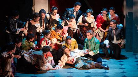 Musikfestspielen Potsdam Sanssouci »David et Jonathas«Marc-Antoine CharpentierEine Koproduktion der Opéra Royal/Château de Versailles Spectacles mit den Musikfestspielen Potsdam SanssouciAbdruck honorarfrei nur bei Angabe des Copyrights:© Stefan Gloede/Musikfestspiele Potsdam SanssouciFoto 2: Caroline Arnaud JONATHAS, Solisten des PETIT CHOEUR, Tänzer:innen des BALLET DE L’OPÉRA ROYAL DU CHÂTEAU DE VERSAILLES