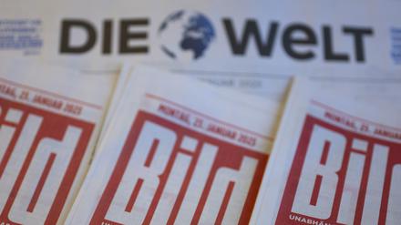 Der US-Investor KKR will sich wohl aus dem Axel-Springer-Verlag zurückziehen. Durch eine Aufspaltung des Konzerns könnte Springer-Chef Mathias Döpfner mehr Kontrolle über das Mediengeschäft erlangen. 