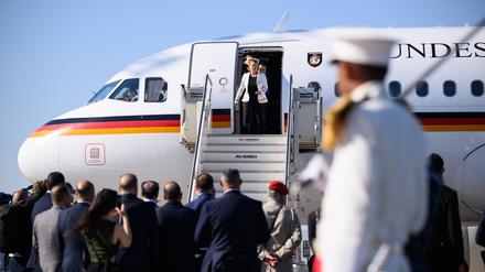 Nancy Faeser (SPD), Bundesministerin für Inneres und Heimat, bei der Ankunft in Tunis.