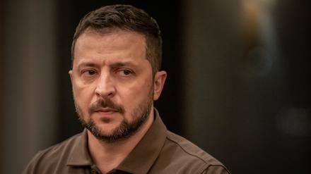 Der ukrainische Präsident Wolodymyr Selenskyj hat die Erwartungen an eine schnelle Befreiung aller besetzter Gebiete gedämpft (Archivbild).