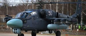 Russland nutzt Flugplätze weit hinter der Frontlinie in der Ukraine als Basis für seine Kampfhubschrauber, um sie vor Angriffen der ukrainischen Armee zu schützen (Symbolbild).