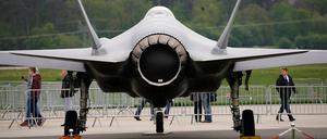 Ein Kampfjet F-35.