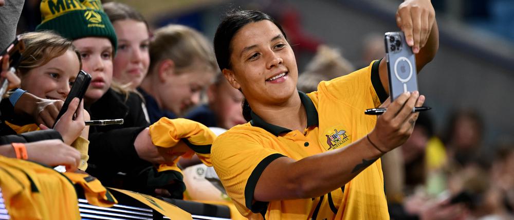 Nationalspielerinnen wie Sam Kerr sind mittlerweile Berühmtheiten.