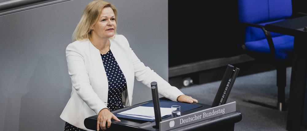 Bundesinnenministerin Nancy Faeser (SPD) sagte, Deutschland bekomme „eins der modernsten Einwanderungsgesetze der Welt“.