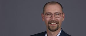 Seit acht Jahren ist Tom Erdmann Co-Vorsitzender der GEW. Ihm wird vorgeworfen, nicht konsequent zwischen seinem Engagement für die Linkspartei und seinem Amt als Gewerkschaftsvorsitzender zu trennen.