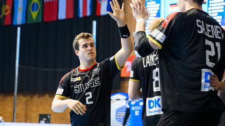 Hand drauf. Tim Freihöfer (l.) gehört bei der U21 zu den Leistungsträgern.
